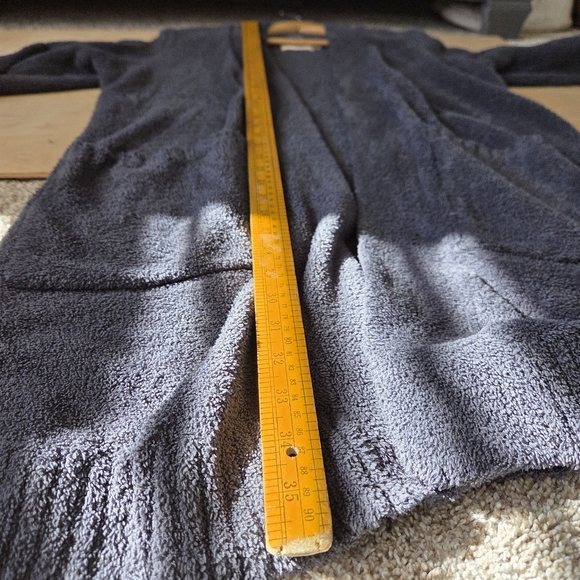 UGG KALLIE Gray Cardigan Sweater Small - Picture 10 of 13